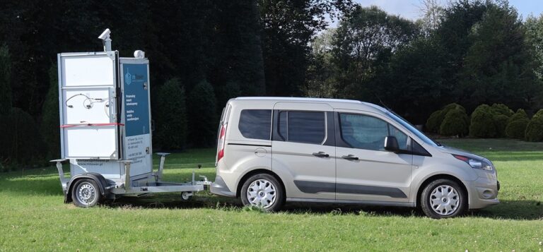 Mobilne maszty oświetleniowe – kiedy są najlepszym rozwiązaniem?